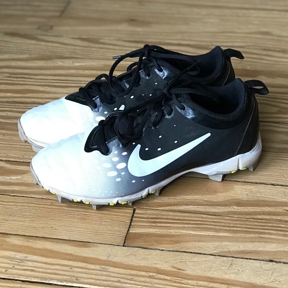 baseball boots nike
